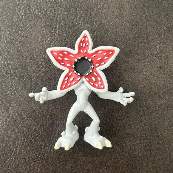 Stranger Things Mini Figures Bundle - Picture 4 of 6